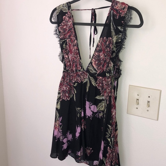 ❤️SOLD❤️Free People Flower Dress - Picture 5 of 5